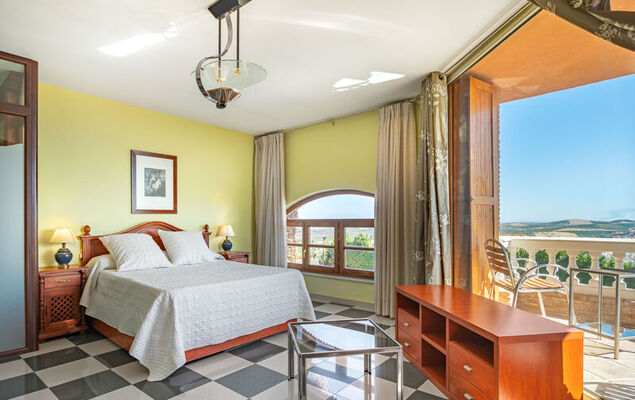 El Balcon - Photo 17